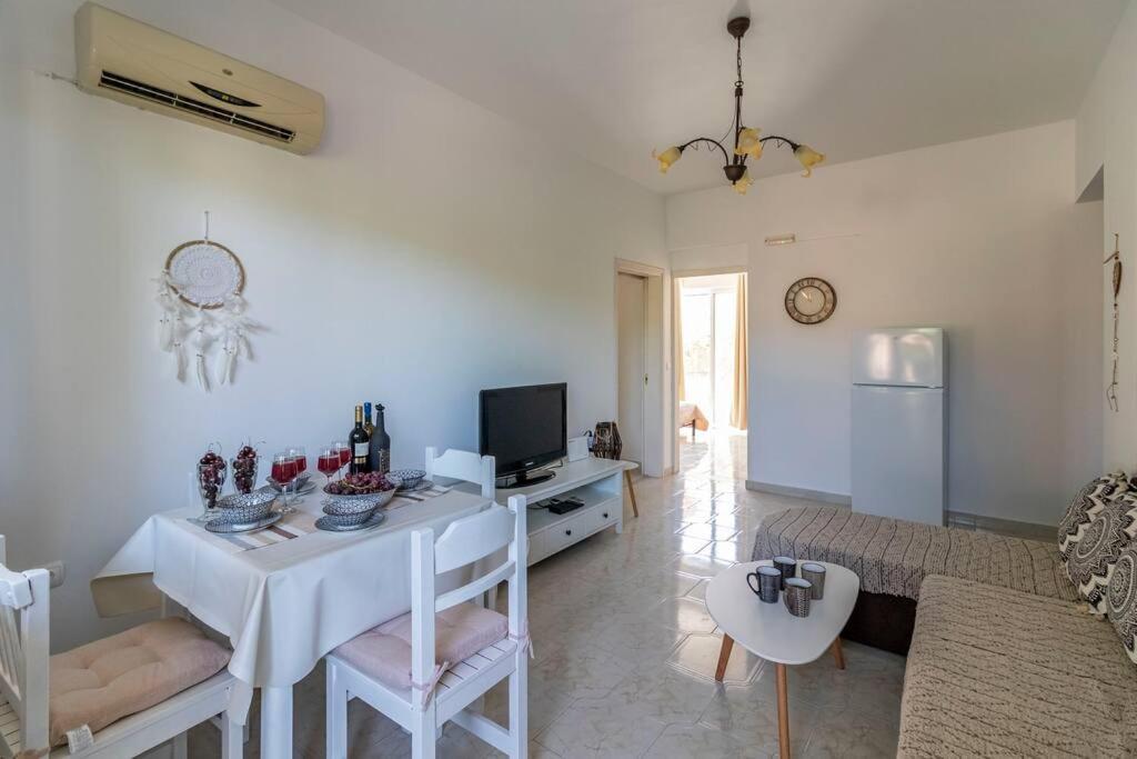 Fotis House Apartment Afantou Bagian luar foto